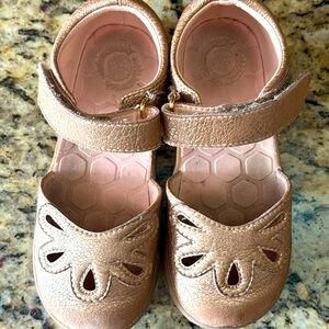 Livid and Luca girl sandals size 10